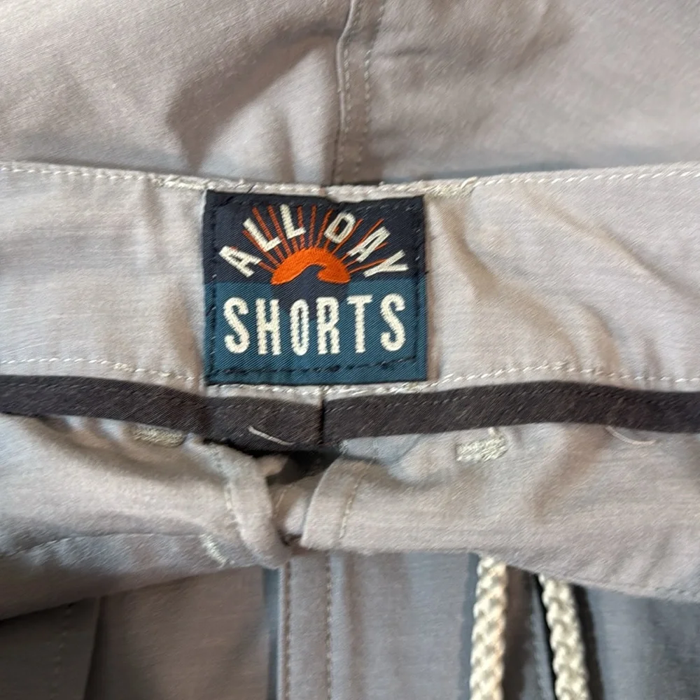 Faherty All Day Shorts (7 inch) Size 28